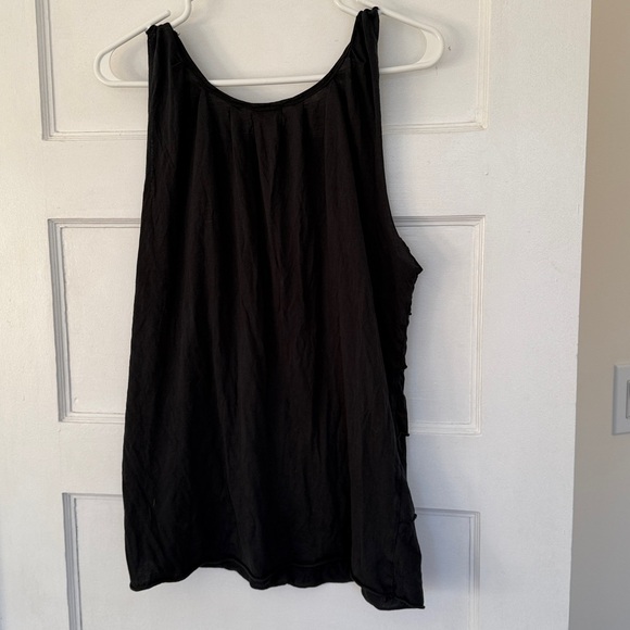 Wilfred Ruffle Top - Picture 2 of 4